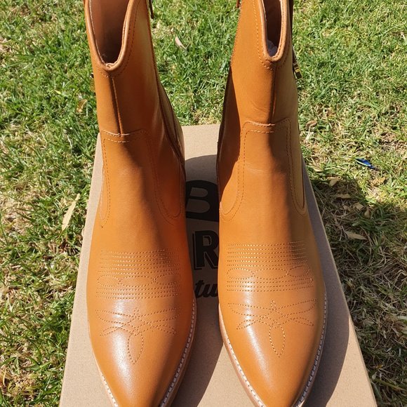 BARED TAN CONDOR BOOTS - Picture 9 of 14